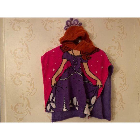 Disney Sophia the First Resort Hooded Beach Towel